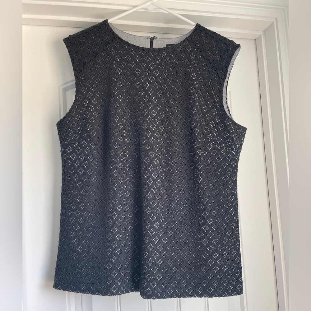 Ann Taylor Lace Overley Shell in black - L